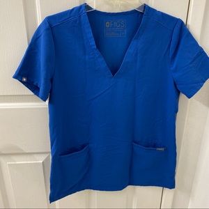 Figs Casma Three Pocket Top